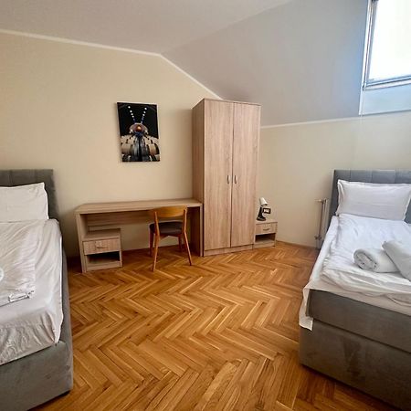 Agape Villa Apartments Нови Сад Екстериор снимка