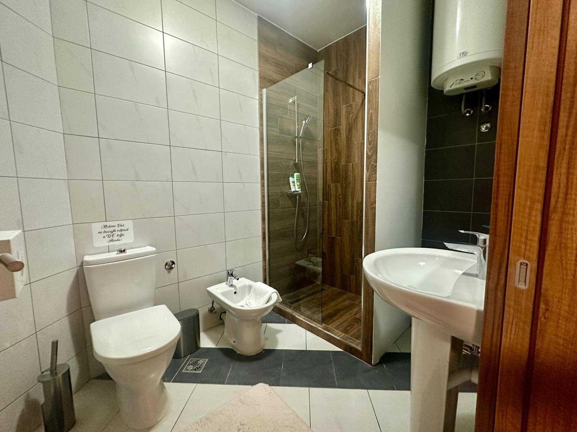 Agape Villa Apartments Нови Сад Екстериор снимка