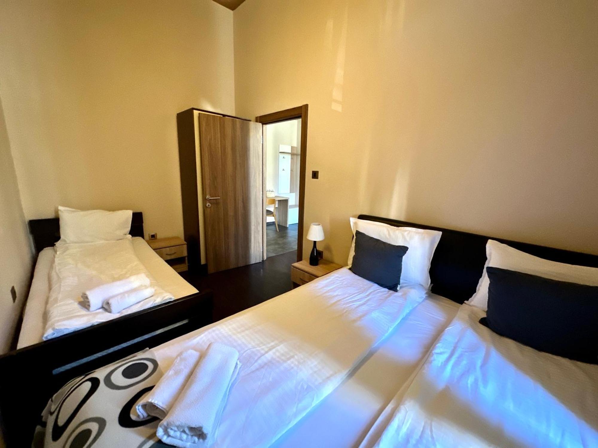 Agape Villa Apartments Нови Сад Екстериор снимка