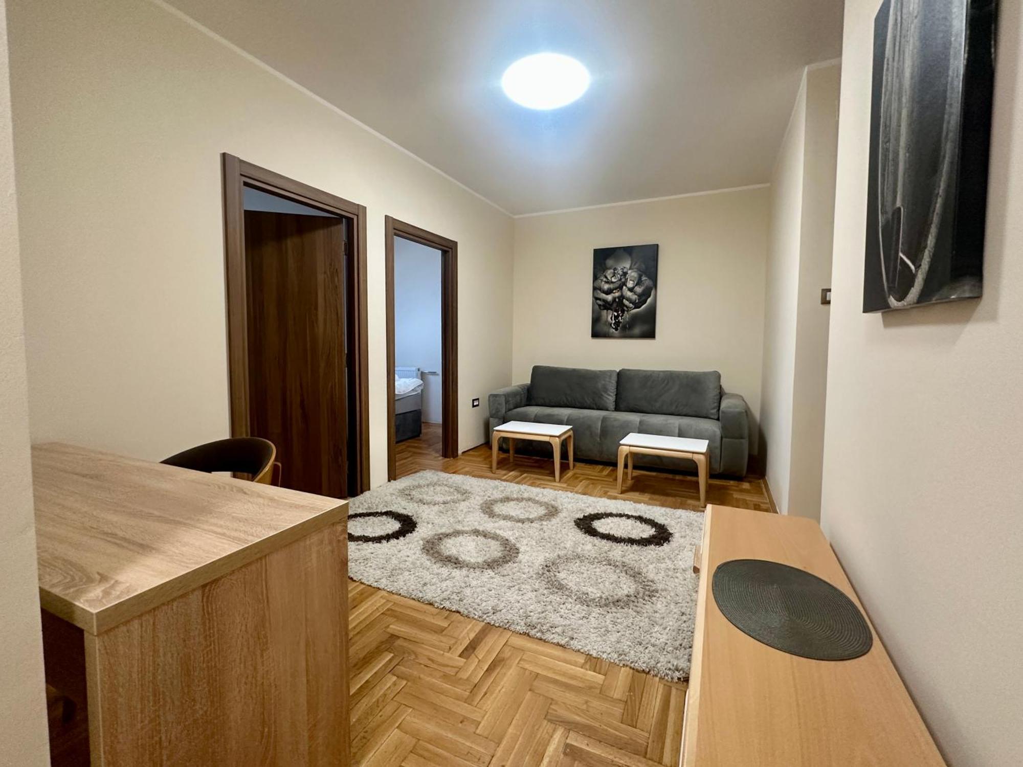 Agape Villa Apartments Нови Сад Екстериор снимка
