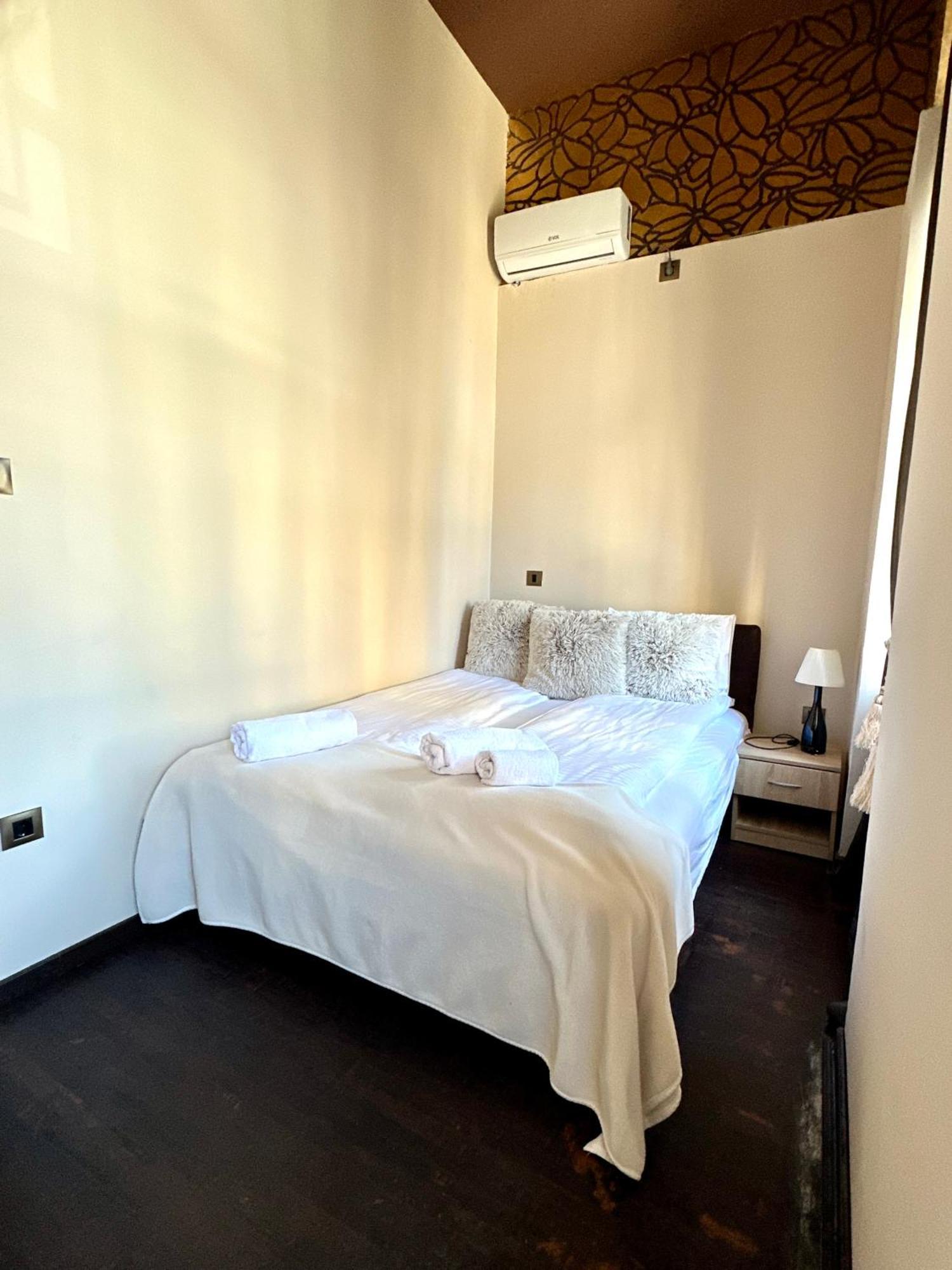 Agape Villa Apartments Нови Сад Екстериор снимка