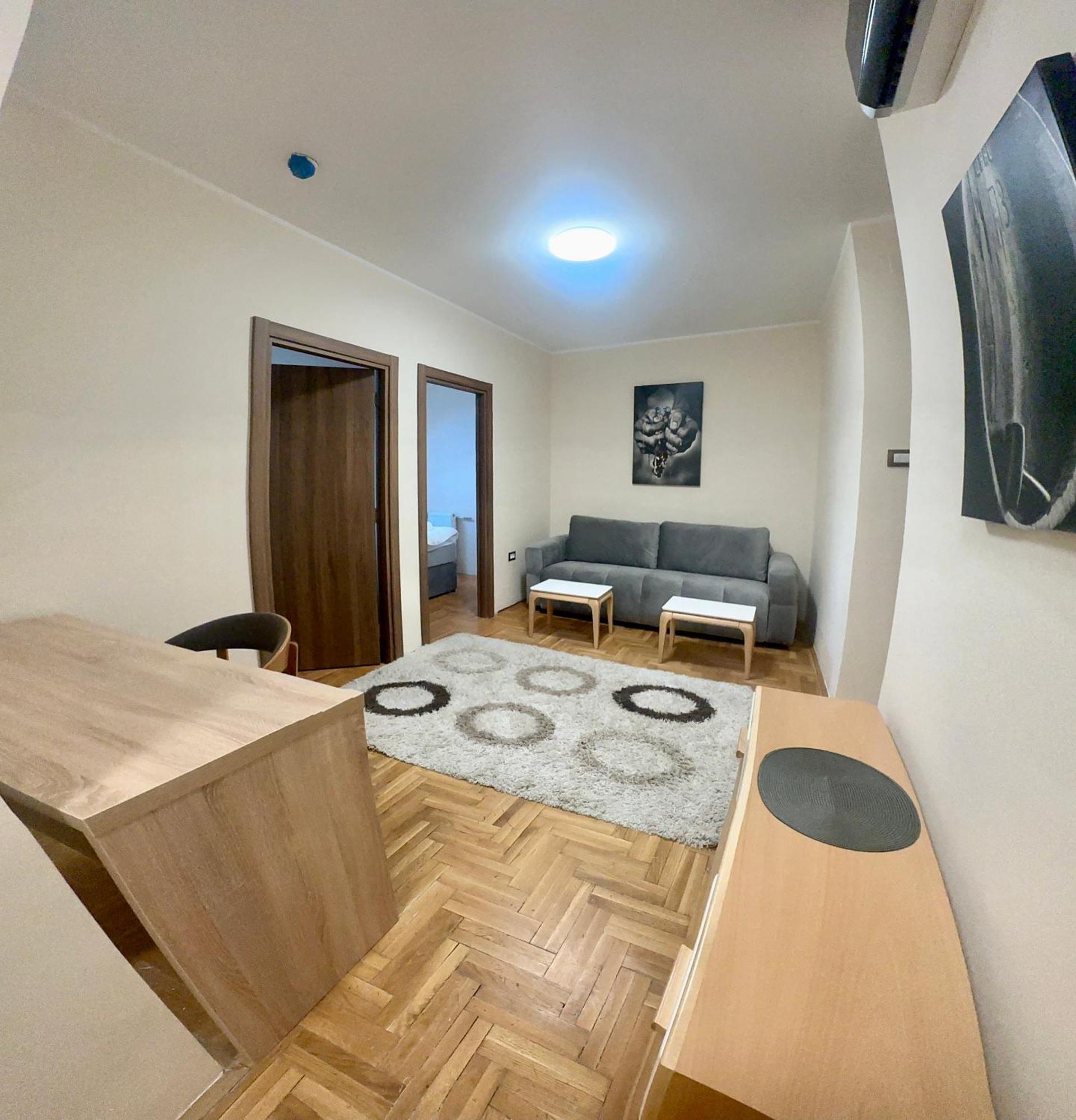 Agape Villa Apartments Нови Сад Екстериор снимка