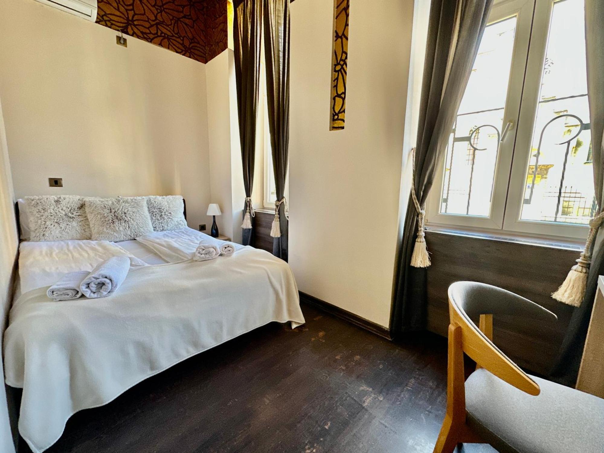 Agape Villa Apartments Нови Сад Екстериор снимка
